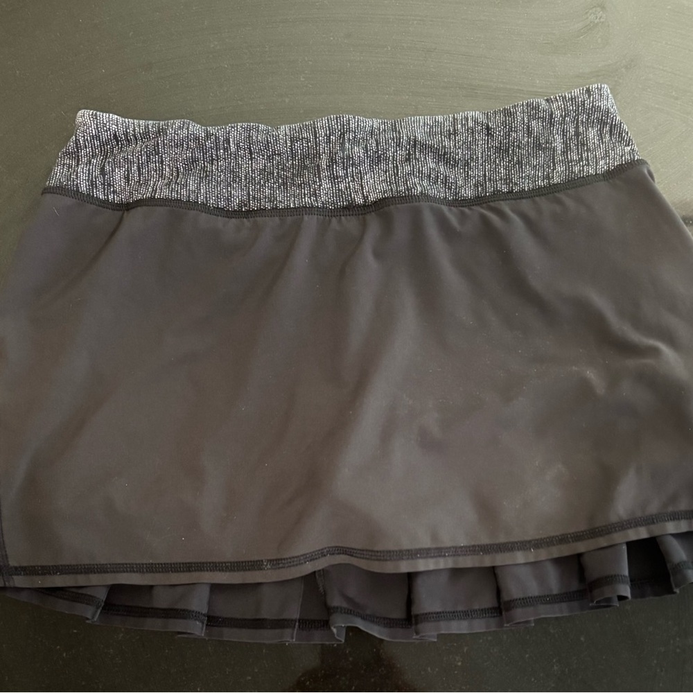 Lululemon Run Pace Setter Skirt 6